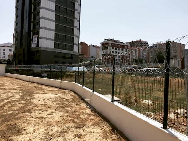 Düzlemsel Jiletli Tel